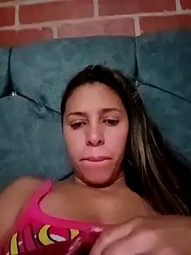 kiki milu online show from March 14, 6:08 am