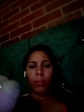 kiki milu online show from March 8, 4:16 am