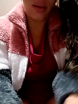 kiki milu online show from April 3, 8:59 pm