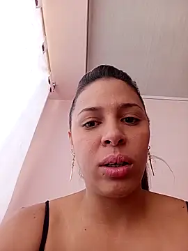 kiki milu online show from March 24, 2:06 pm