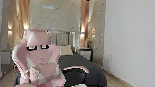 your whore Salome online show from March 11, 7:08 pm