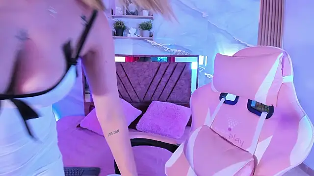 your whore Salome online show from March 12, 10:14 pm