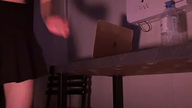 missmiroslava online show from March 4, 2:58 pm