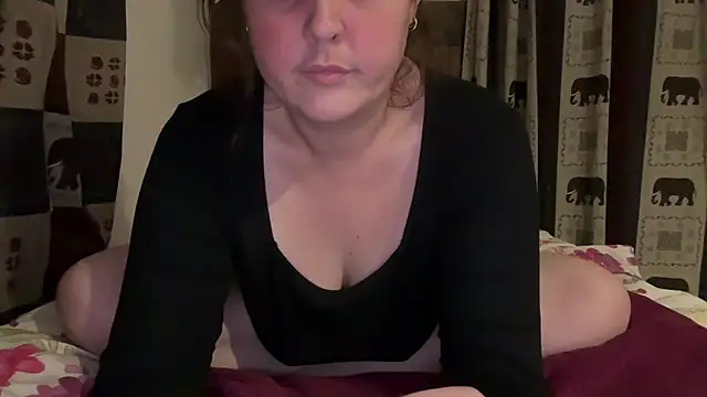 Snapshot of Ewelinababy chatting on February 26, 11:27 pm Ewelinababy online show from February 26, 11:27 pm