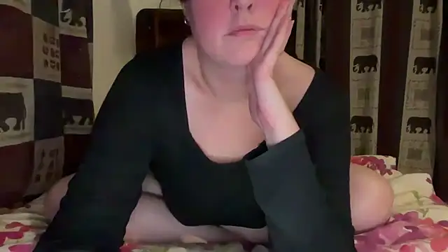 Snapshot of Ewelinababy chatting on March 9, 9:51 pm Ewelinababy online show from March 9, 9:51 pm