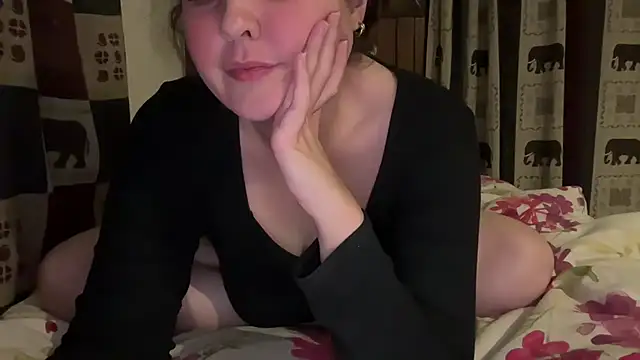 Snapshot of Ewelinababy chatting on March 1, 12:21 am Ewelinababy online show from March 1, 12:21 am