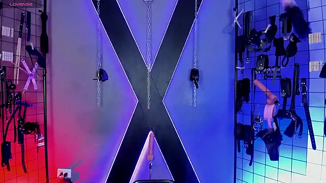 Snapshot of Victorya_Emily_BDSM chatting on February 17, 7:00 pm Victorya Emily BDSM online show from February 17, 7:00 pm