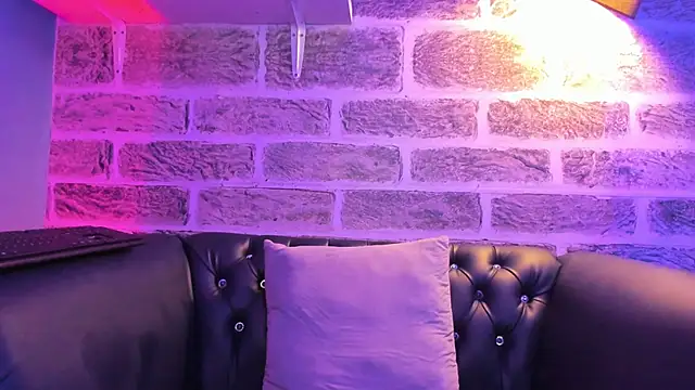 Maximoking26 online show from February 26, 4:23 am