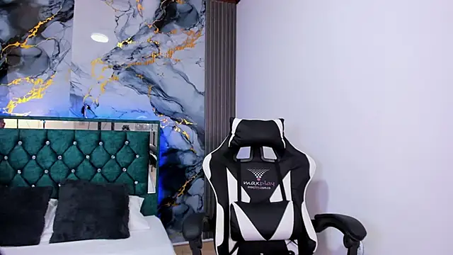 Snapshot of badangeloficial_ chatting on February 23, 7:25 pm badangeloficial online show from February 23, 7:25 pm