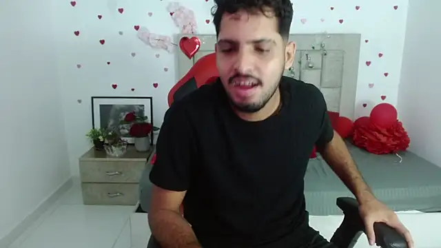 Snapshot of mister_fox723 chatting on February 27, 3:29 am mister fox723 online show from February 27, 3:29 am