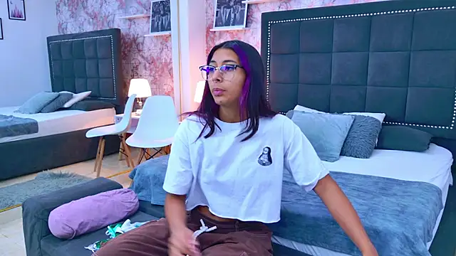 Raven Gloomy online show from May 11, 12:28 pm