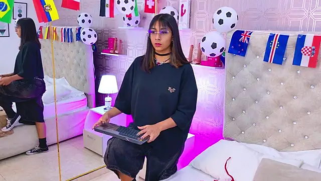Raven Gloomy online show from July 11, 12:27 pm