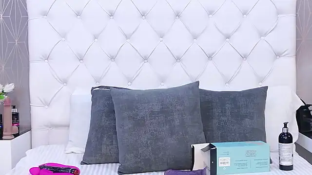 AntonellaEscudero online show from May 10, 3:58 pm