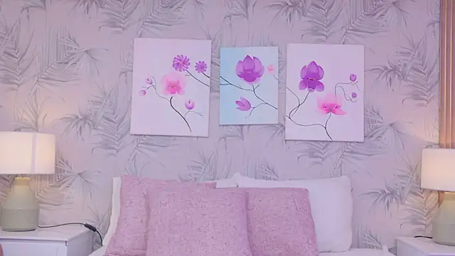 AntonellaEscudero online show from February 24, 7:48 pm