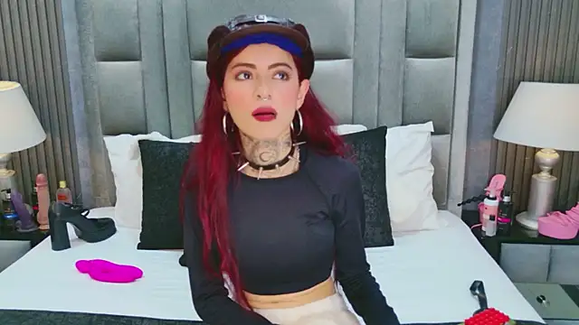 AntonellaEscudero online show from May 30, 3:46 am