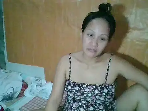 xxLIY online show from May 22, 11:14 pm