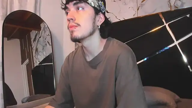 Couple In Heat online show from March 11, 8:14 pm