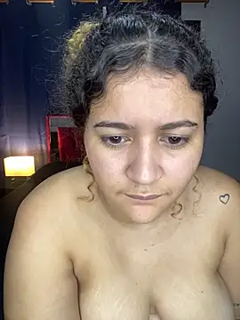 goodgirlxxl online show from March 14, 11:16 am