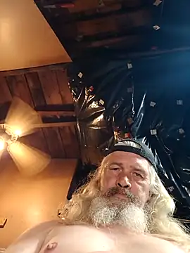 Crazy Lasko online show from March 1, 9:59 pm