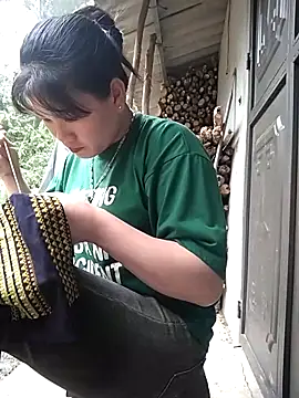 Snapshot of Baby_flower_1 chatting on February 22, 12:57 am Baby flower 1 online show from February 22, 12:57 am