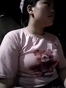 Snapshot of Baby_flower_1 chatting on February 28, 11:54 am Baby flower 1 online show from February 28, 11:54 am