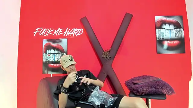 BOYS PLAY online show from March 21, 7:20 am