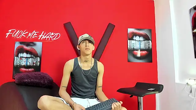 Snapshot of BOYS_PLAY chatting on February 20, 1:24 pm BOYS PLAY online show from February 20, 1:24 pm