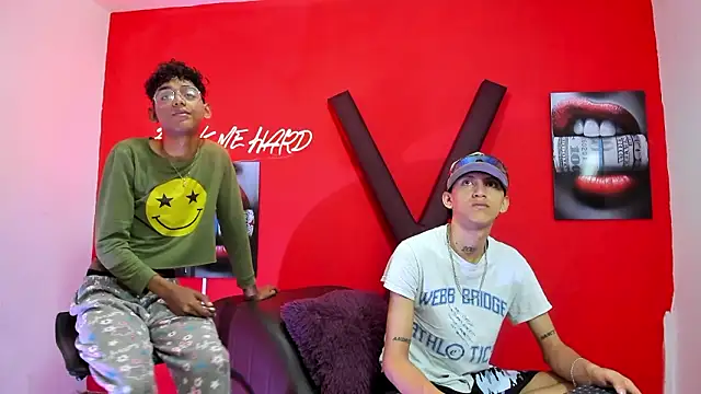 BOYS PLAY online show from March 17, 7:22 am