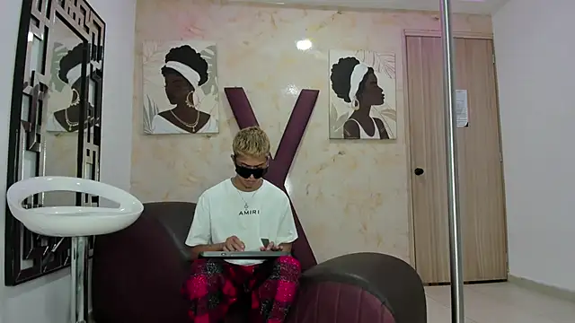 GOLD BOYS online show from May 11, 7:54 am