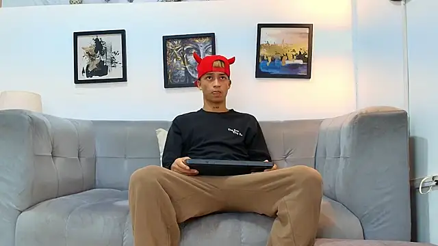 GOLD BOYS online show from May 15, 7:28 am