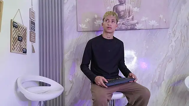 GOLD BOYS online show from May 7, 1:25 pm