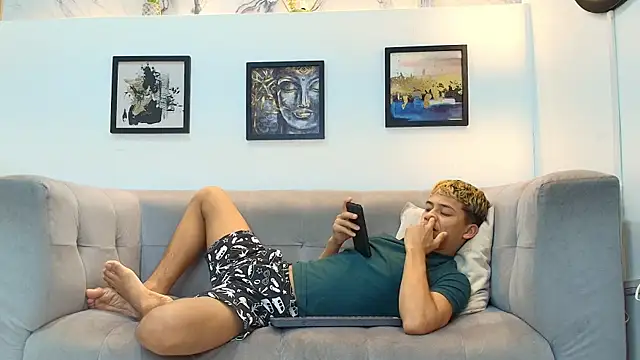 GOLD BOYS online show from May 29, 7:36 am