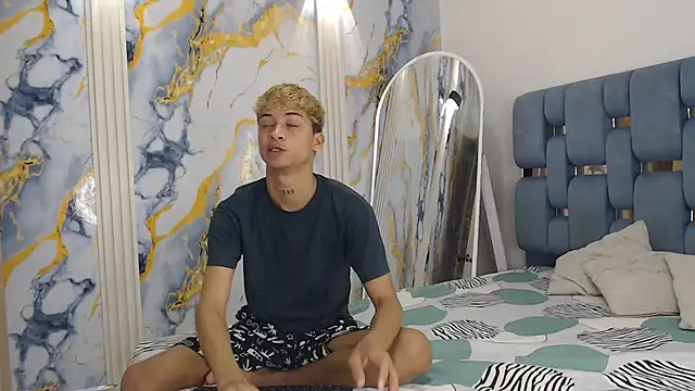 GOLD BOYS online show from April 22, 1:40 pm