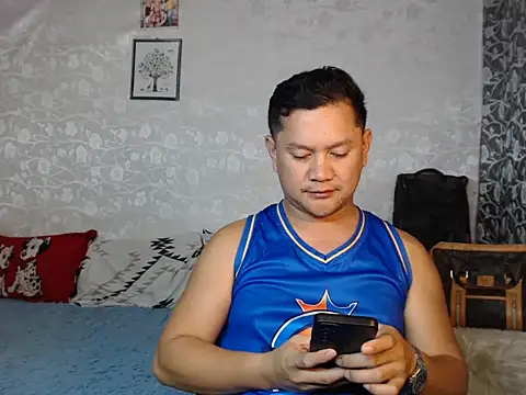 Snapshot of adorableasianboy69 chatting on May 29, 2:56 pm adorableasianboy69 online show from May 29, 2:56 pm