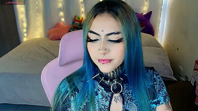 maliciaXpoison online show from May 30, 10:48 pm