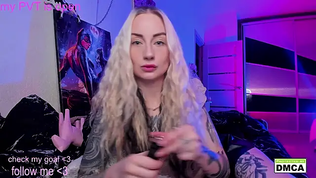 meow kiki  online show from March 5, 8:05 pm