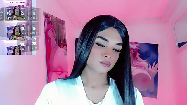 Alisson Secrett  online show from April 6, 4:08 am