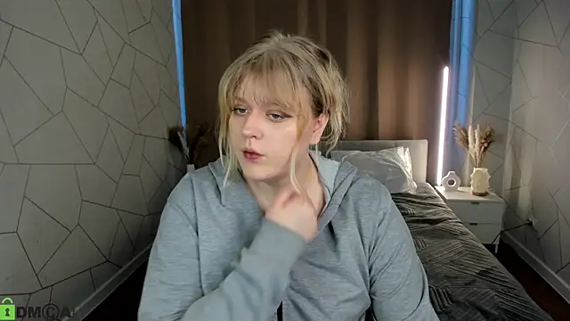 luna c0ra online show from March 21, 1:07 am