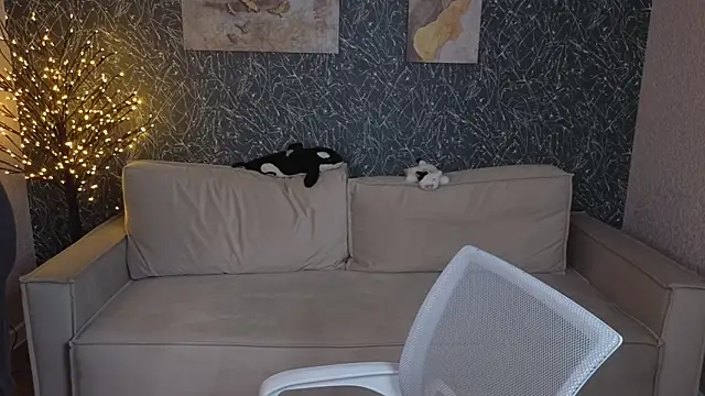 luna c0ra online show from March 11, 9:36 am