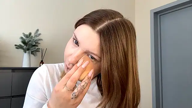 PledHoly online show from February 22, 7:44 am