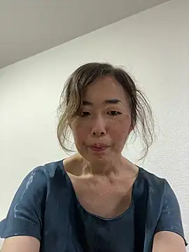 hanaworld online show from April 30, 9:30 pm
