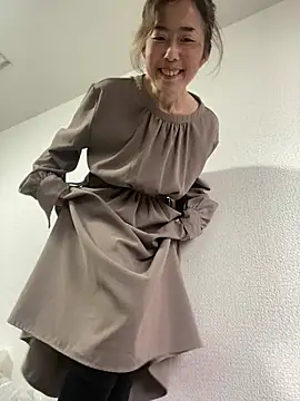hanaworld online show from May 3, 3:44 am