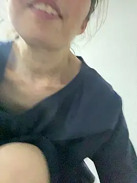 hanaworld online show from April 26, 2:03 pm