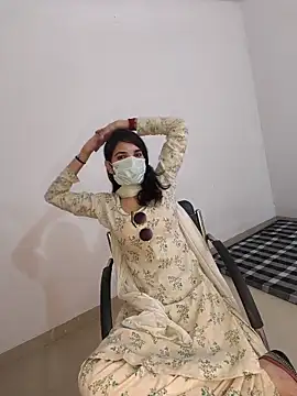 Snapshot of tanzum_khan3202 chatting on March 2, 8:21 am tanzum khan3202 online show from March 2, 8:21 am