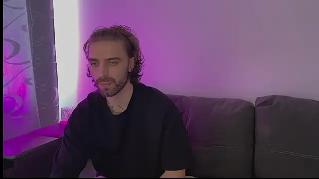 LiamKortes online show from February 17, 8:55 am