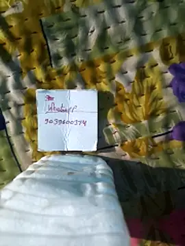 Locky kamani online show from March 3, 8:27 pm