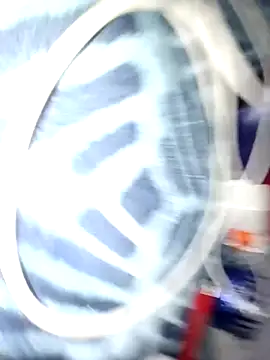 eslikonr online show from April 4, 3:29 pm