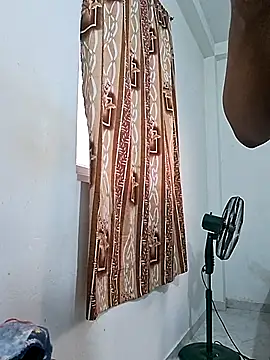 Queen Saara online show from March 22, 12:40 pm