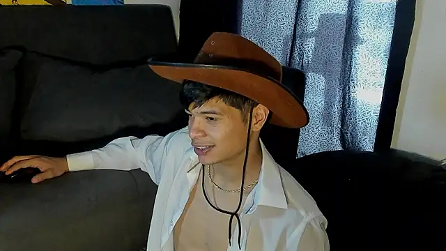 ClemontRosse online show from March 6, 5:08 pm