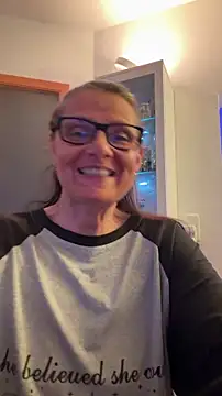 Dance Lady online show from April 27, 7:01 pm